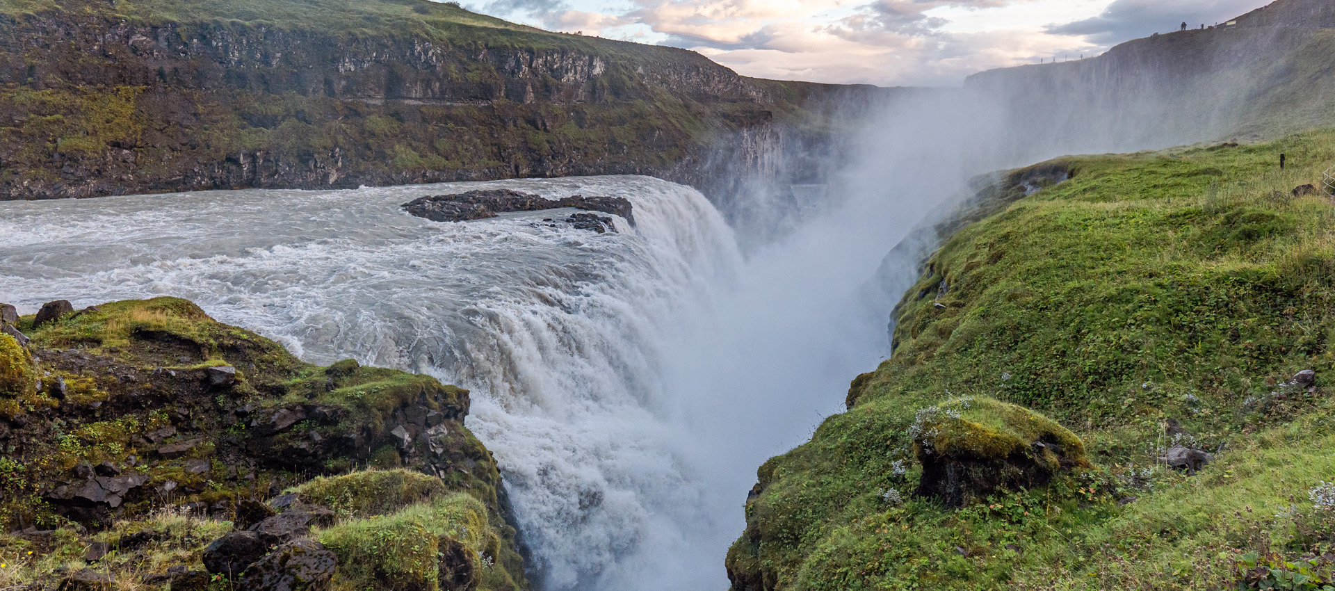 Private Golden Circle & Langjökull Glacier